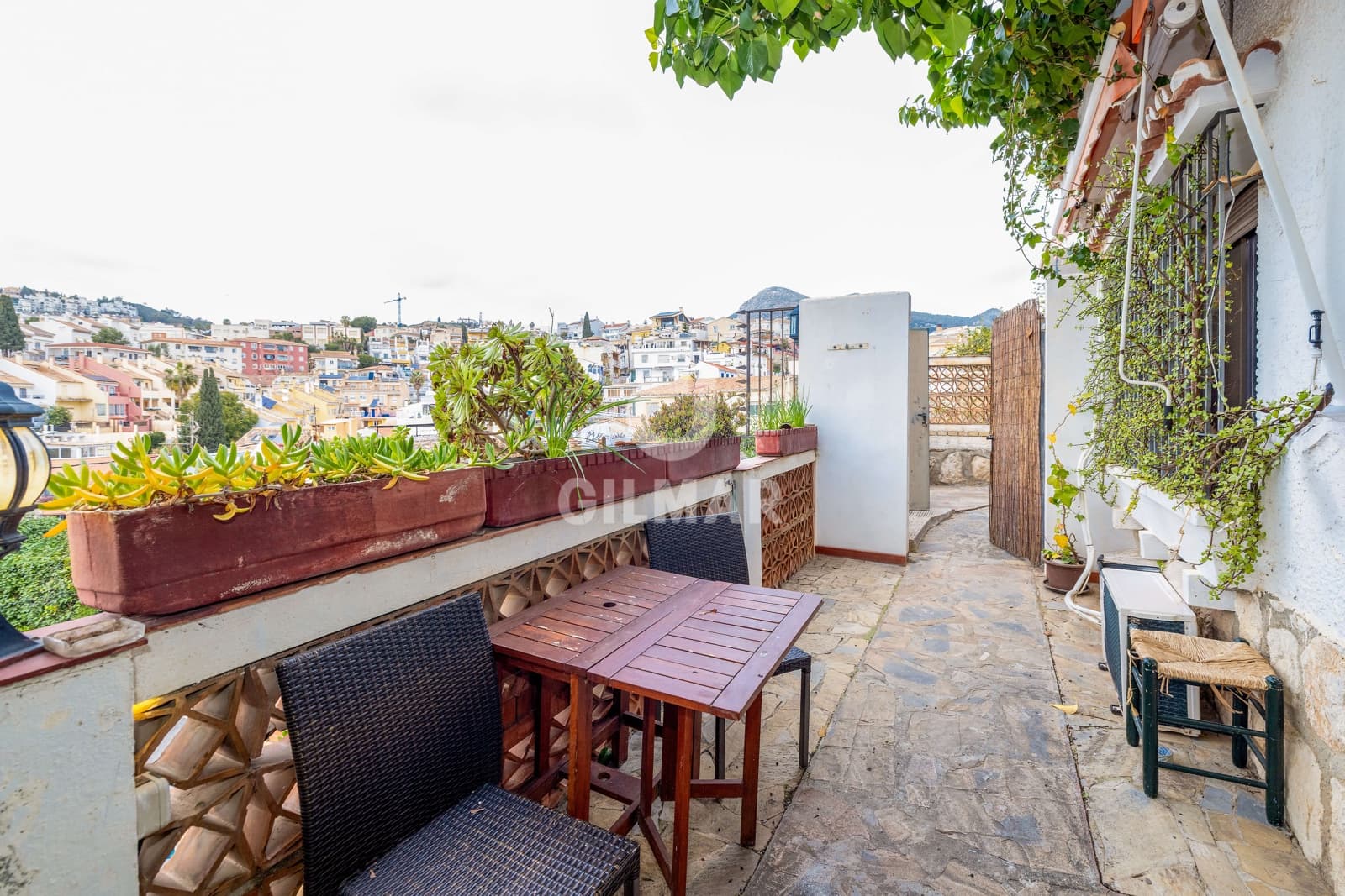 6 soveværelse Villa til salg i Malaga by med garage - € 825.000 (Ref: 9239368)