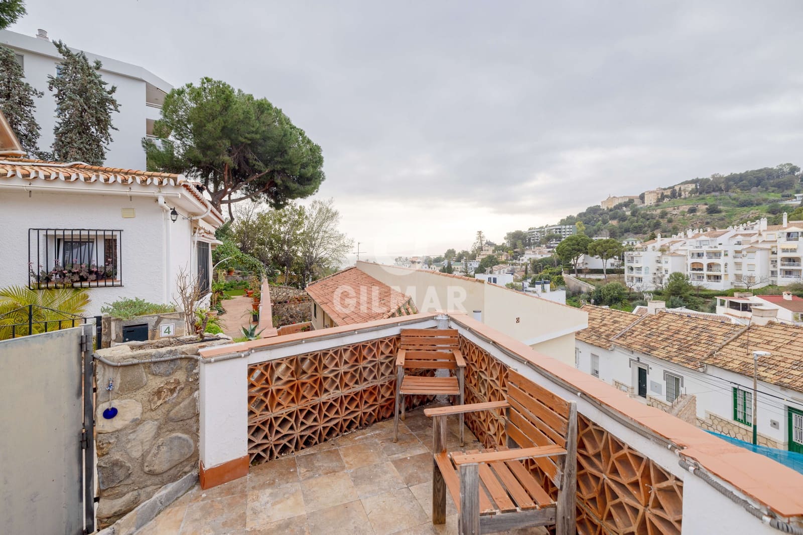 6 soveværelse Villa til salg i Malaga by med garage - € 825.000 (Ref: 9239368)