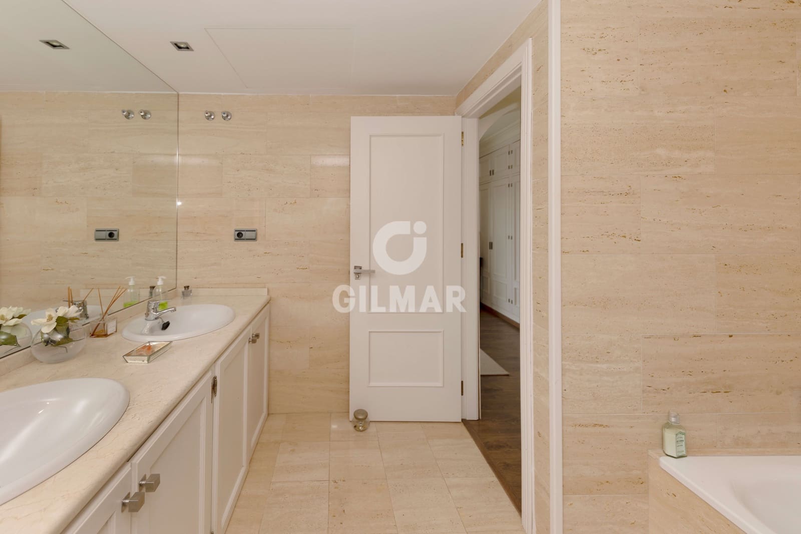 5 slaapkamer Halfvrijstaande villa te koop in Malaga stad met garage - € 2.500.000 (Ref: 9239374)