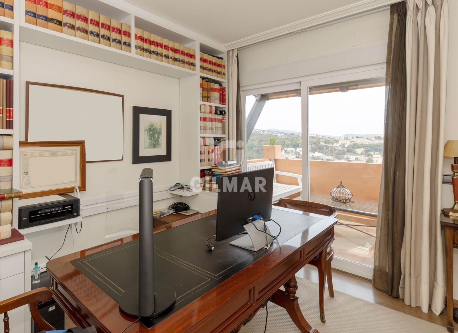 5 slaapkamer Halfvrijstaande villa te koop in Malaga stad met garage - € 2.500.000 (Ref: 9239374)