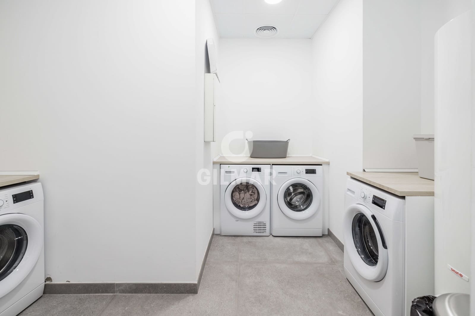 2 soveværelse Lejlighed til salg i Malaga by med swimmingpool garage - € 447.000 (Ref: 9239376)