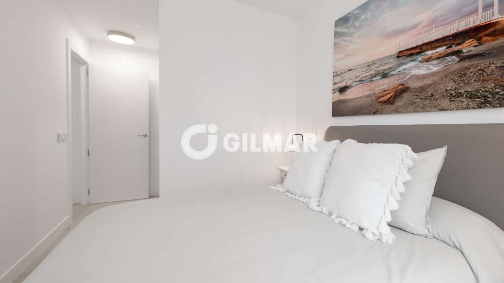 2 soverom Leilighet til salgs i Malaga by med svømmebasseng garasje - € 447 000 (Ref: 9239376)