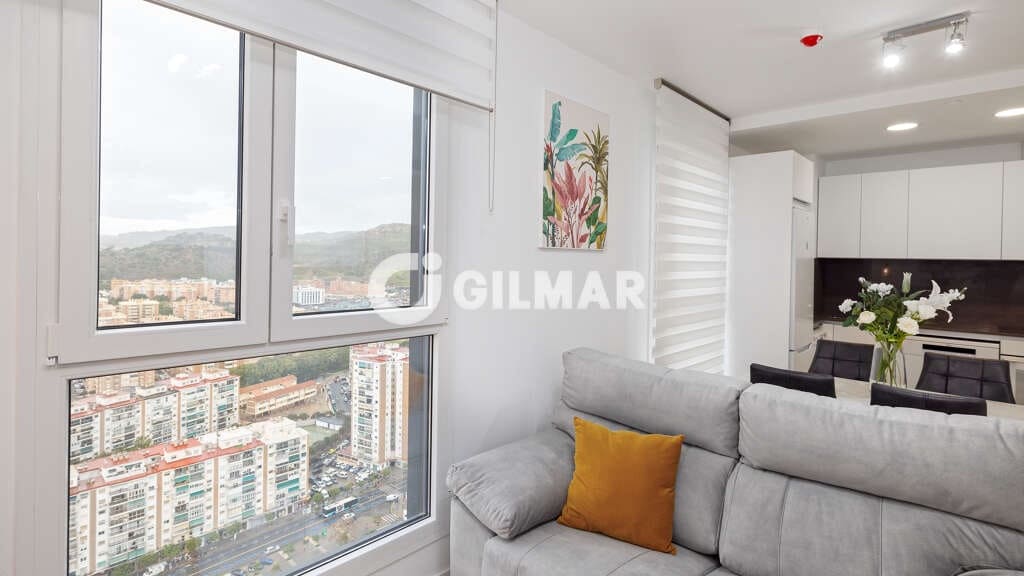2 soverom Leilighet til salgs i Malaga by med svømmebasseng garasje - € 447 000 (Ref: 9239376)