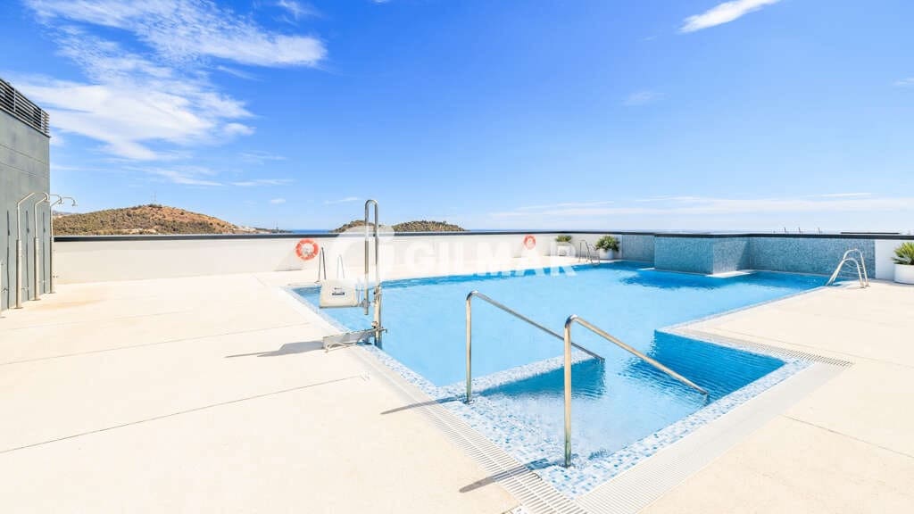2 soverom Leilighet til salgs i Malaga by med svømmebasseng garasje - € 447 000 (Ref: 9239376)