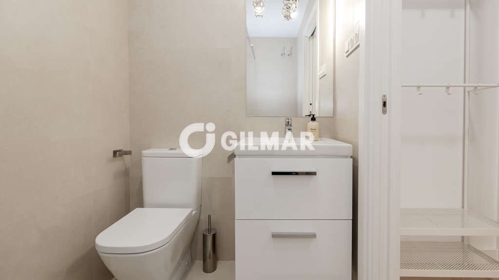 2 soverom Leilighet til salgs i Malaga by med svømmebasseng garasje - € 447 000 (Ref: 9239376)