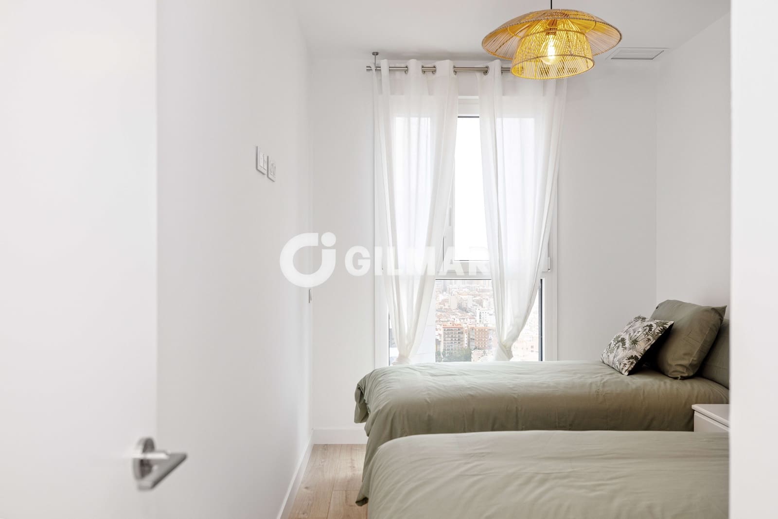 2 soveværelse Lejlighed til salg i Malaga by med swimmingpool garage - € 447.000 (Ref: 9239376)
