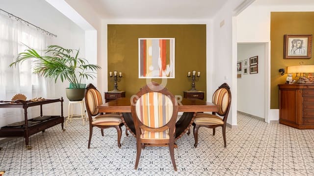 3 soverom Leilighet til salgs i Vegueta, Las Palmas de Gran Canaria - € 258 000 (Ref: 9245449)