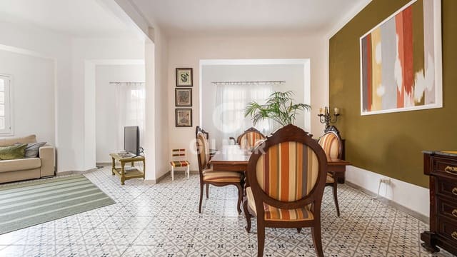 3 soverom Leilighet til salgs i Vegueta, Las Palmas de Gran Canaria - € 258 000 (Ref: 9245449)