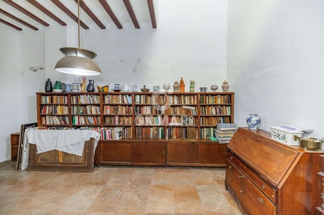 12 bedroom Terraced Villa for sale in San Vicente, Seville city - € 1,100,000 (Ref: 9251526)