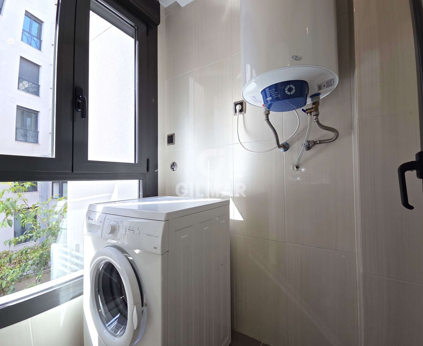 Studio til salg i Madrid by med garage - € 399.000 (Ref: 9255895)