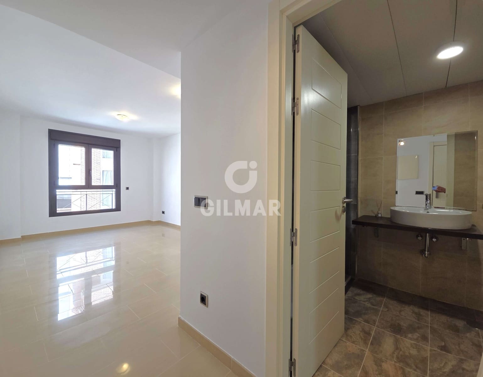 Studio til salg i Madrid by med garage - € 399.000 (Ref: 9255895)