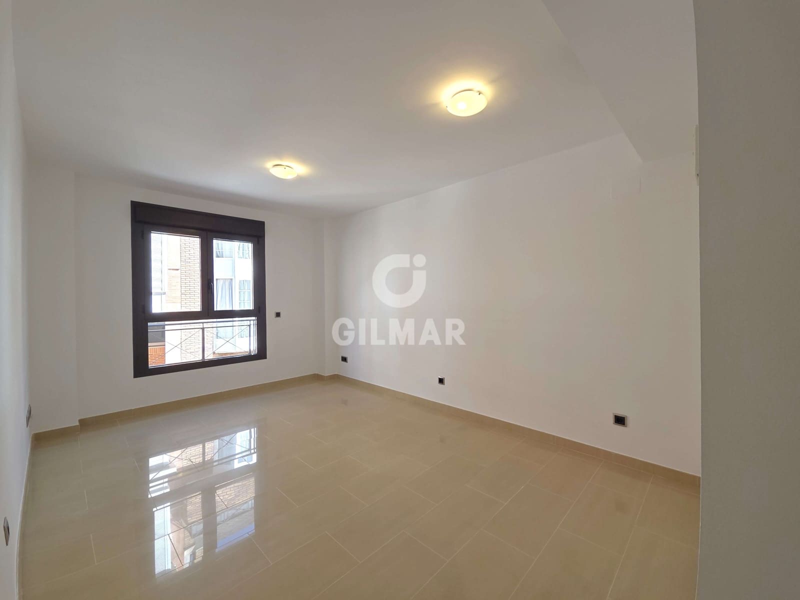 Studio til salg i Madrid by med garage - € 399.000 (Ref: 9255895)