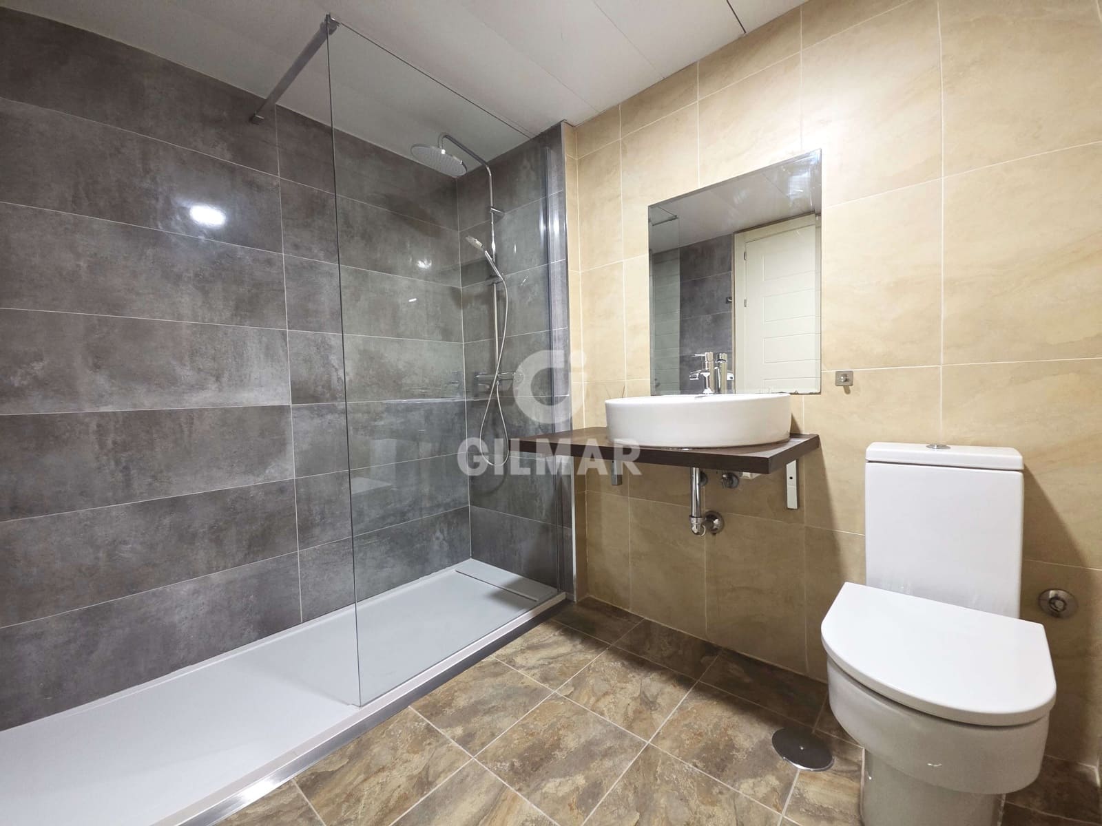 Studio til salg i Madrid by med garage - € 399.000 (Ref: 9255895)