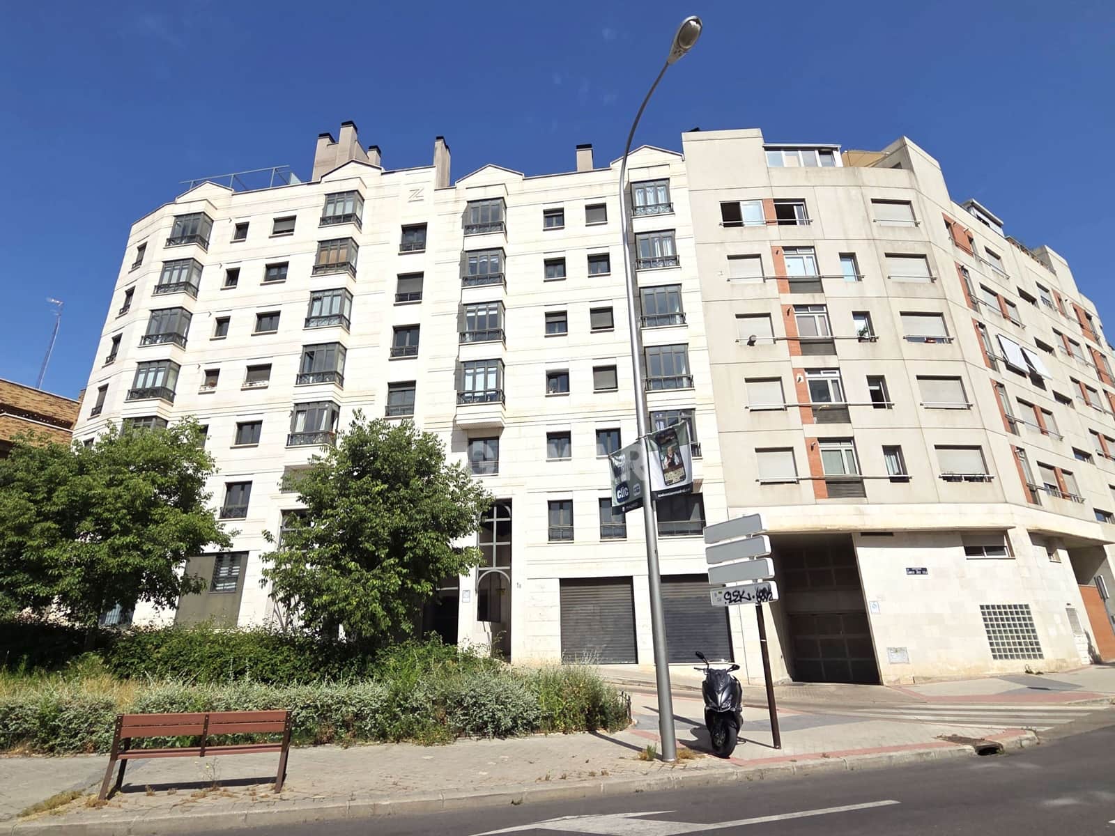 Studio til salg i Madrid by med garage - € 399.000 (Ref: 9255895)