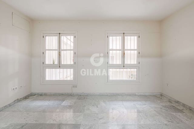 2 bedroom Flat for sale in Alfalfa, Seville city with pool garage - € 415,000 (Ref: 9255896)