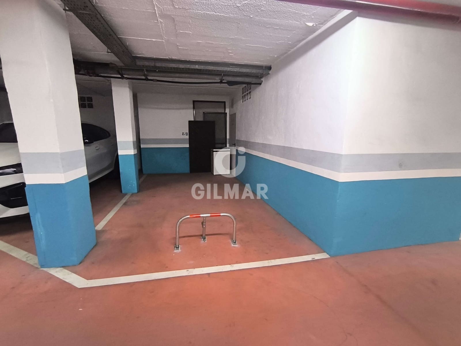 2 bedroom Flat for sale in Elviria with pool garage - € 580,000 (Ref: 9256317)