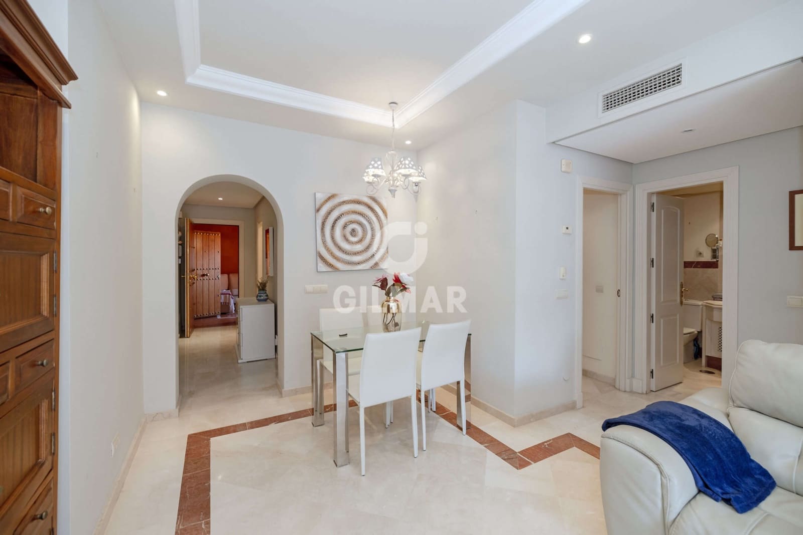 2 bedroom Flat for sale in Elviria with pool garage - € 580,000 (Ref: 9256317)