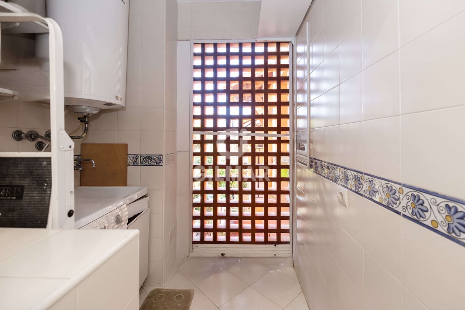 2 bedroom Flat for sale in Elviria with pool garage - € 580,000 (Ref: 9256317)