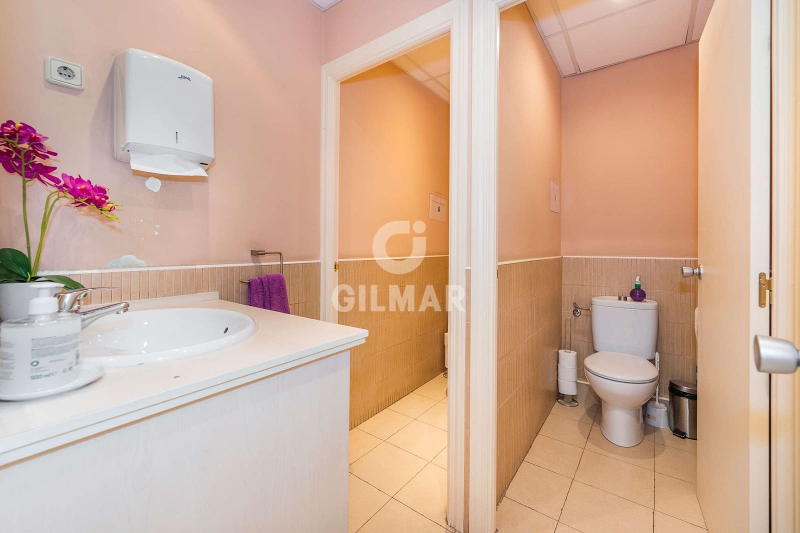 Office for sale in Madrid city - € 1,500,000 (Ref: 9258180)