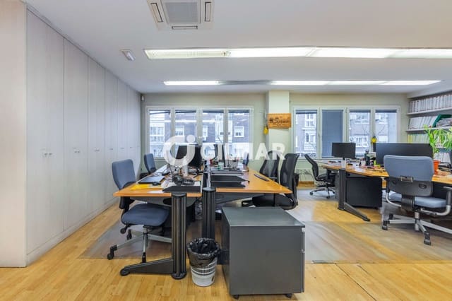 Biuro na sprzedaż w Ventas, Miasto Madryt - 1 500 000 € (Ref: 9258180)