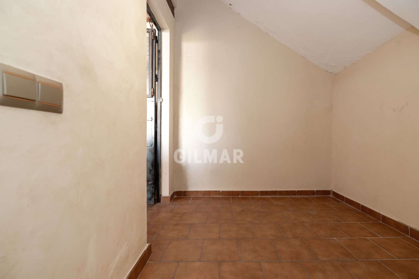 3 chambre Penthouse à vendre à Estepona avec piscine garage - 459 000 € (Ref: 9263478)