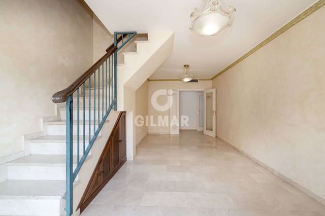 3 slaapkamer Penthouse te koop in Huerta Nueva, Estepona met zwembad garage - € 459.000 (Ref: 9263478)