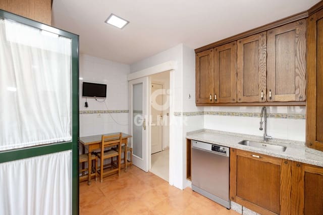 3 slaapkamer Penthouse te koop in Huerta Nueva, Estepona met zwembad garage - € 459.000 (Ref: 9263478)