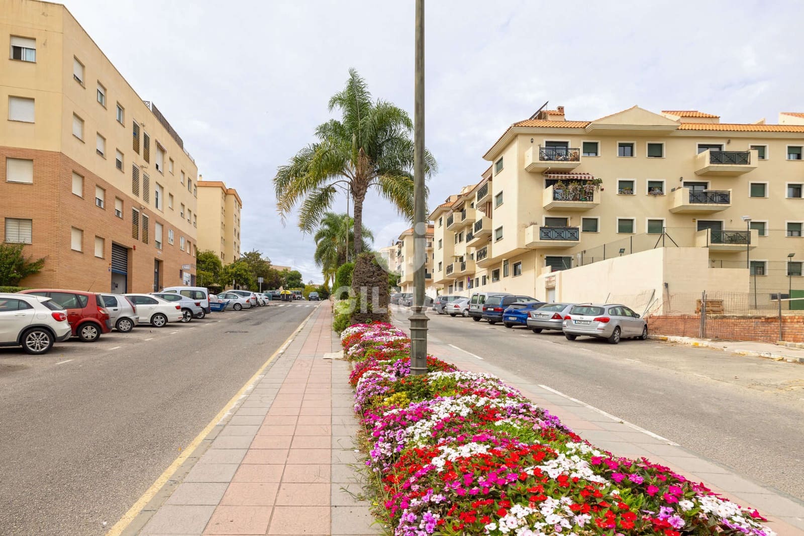 3 chambre Penthouse à vendre à Estepona avec piscine garage - 459 000 € (Ref: 9263478)