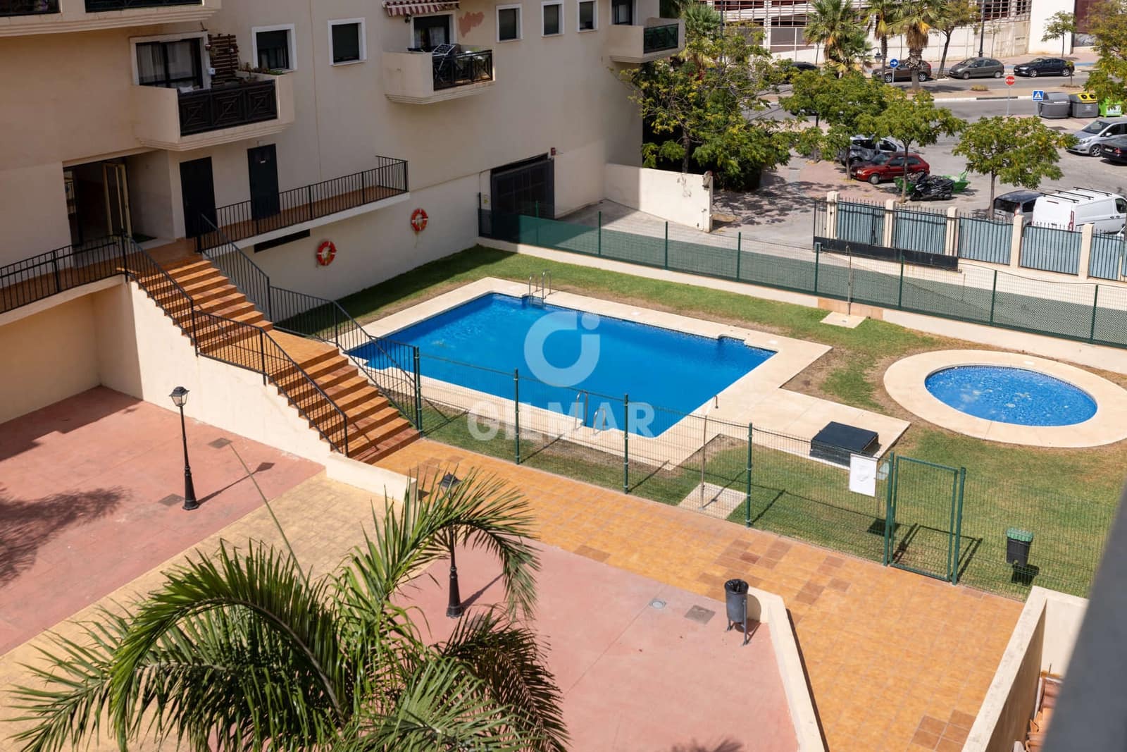 3 chambre Penthouse à vendre à Estepona avec piscine garage - 459 000 € (Ref: 9263478)