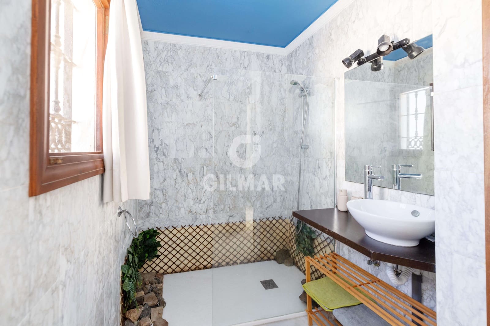 6 sypialnia Willa na sprzedaż w Estepona z basenem - 1 250 000 € (Ref: 9270620)