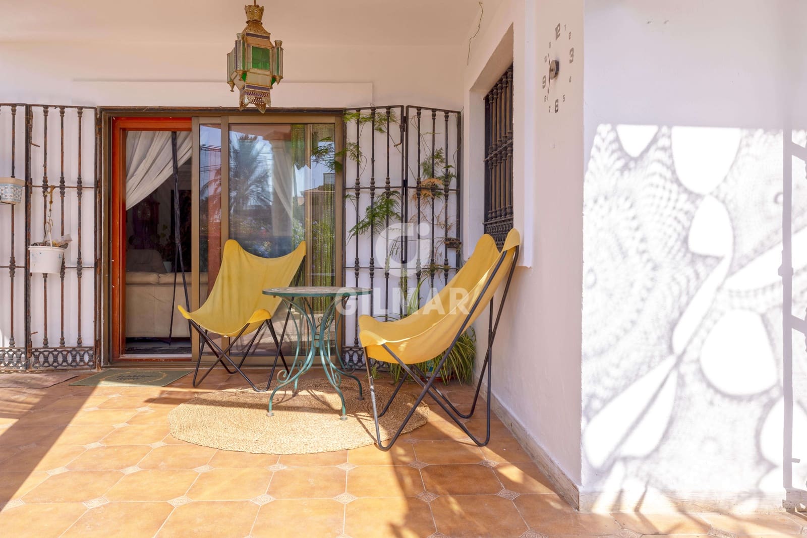 6 sypialnia Willa na sprzedaż w Estepona z basenem - 1 250 000 € (Ref: 9270620)