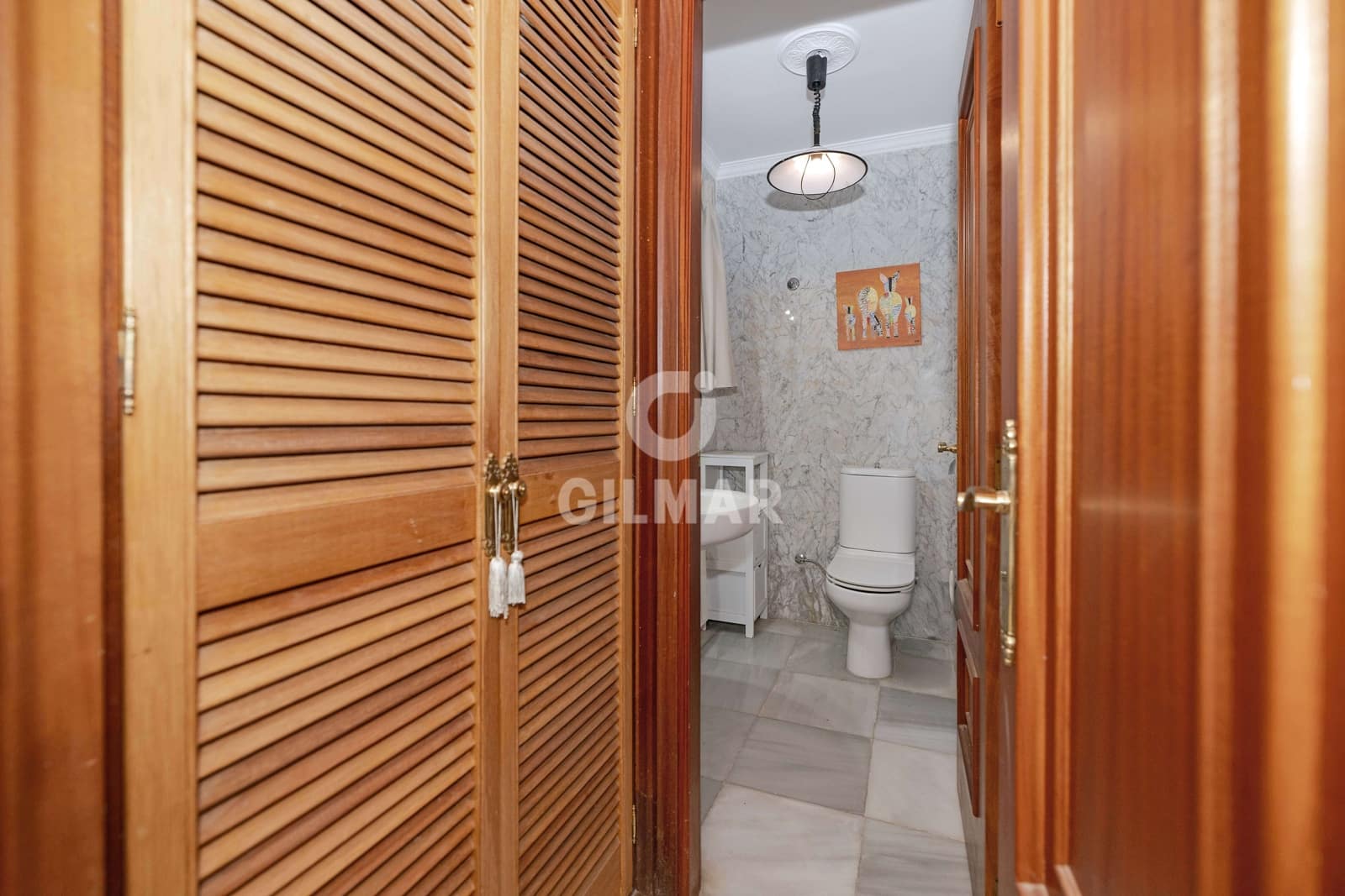 6 sypialnia Willa na sprzedaż w Estepona z basenem - 1 250 000 € (Ref: 9270620)