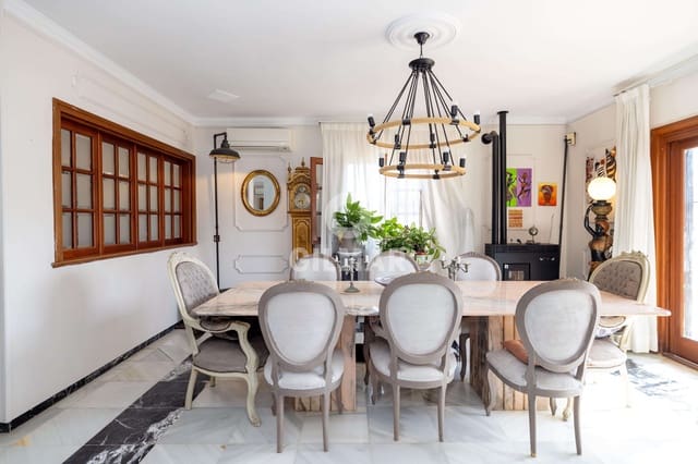 6 sypialnia Willa na sprzedaż w Guadalobón, Estepona z basenem - 1 250 000 € (Ref: 9270620)