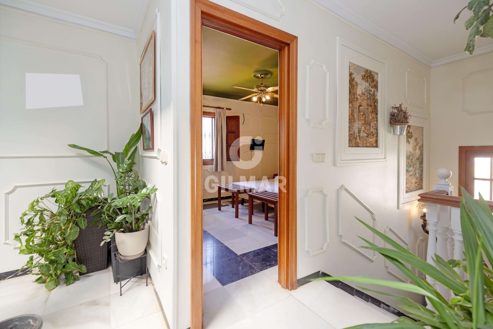 6 sypialnia Willa na sprzedaż w Estepona z basenem - 1 250 000 € (Ref: 9270620)