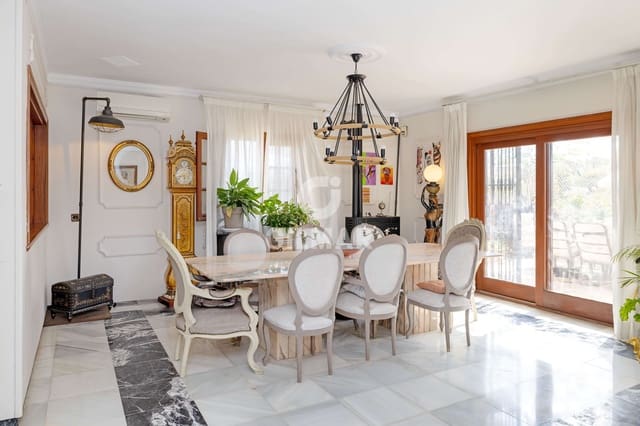 6 sypialnia Willa na sprzedaż w Guadalobón, Estepona z basenem - 1 250 000 € (Ref: 9270620)