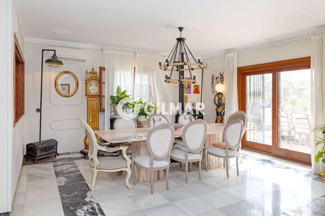 6 Zimmer Villa zu verkaufen in Guadalobón, Estepona mit Pool Garage - 1.225.000 € (Ref: 9270620)