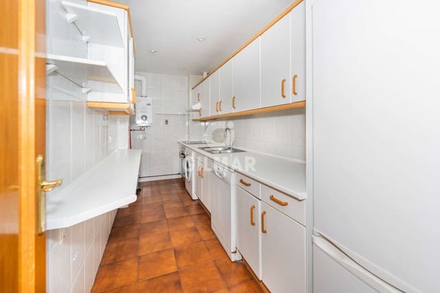 4 bedroom Flat for sale in Ciudad Jardín, Madrid city - € 750,000 (Ref: 9271953)