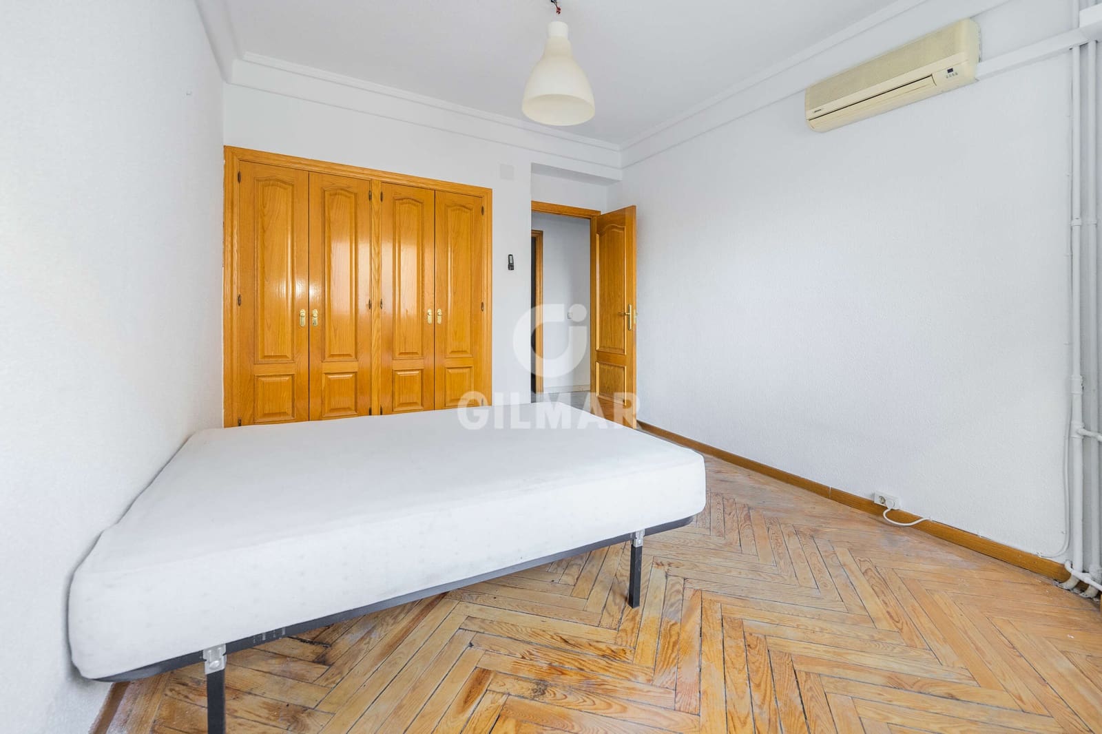 4 soveværelse Lejlighed til salg i Madrid by - € 750.000 (Ref: 9271953)