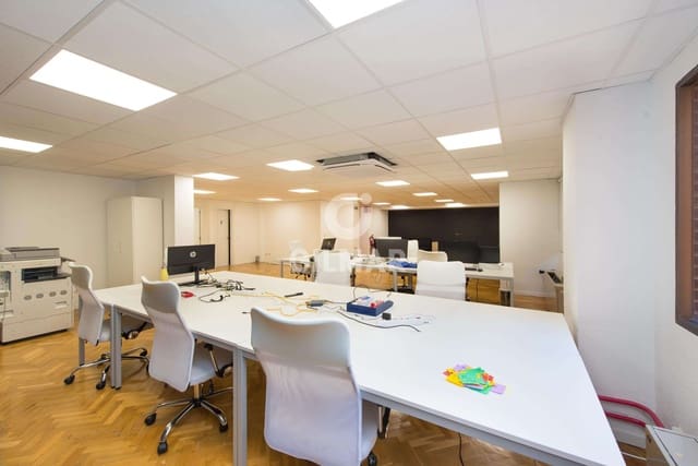 Office for sale in Prosperidad, Madrid city - € 900,000 (Ref: 9272913)