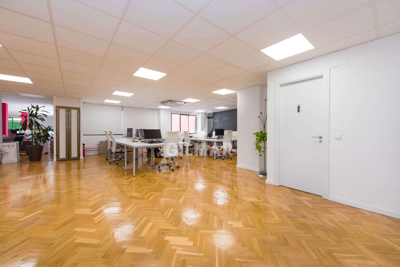 Kontor till salu i Madrid stad - 900 000 € (Ref: 9272913)