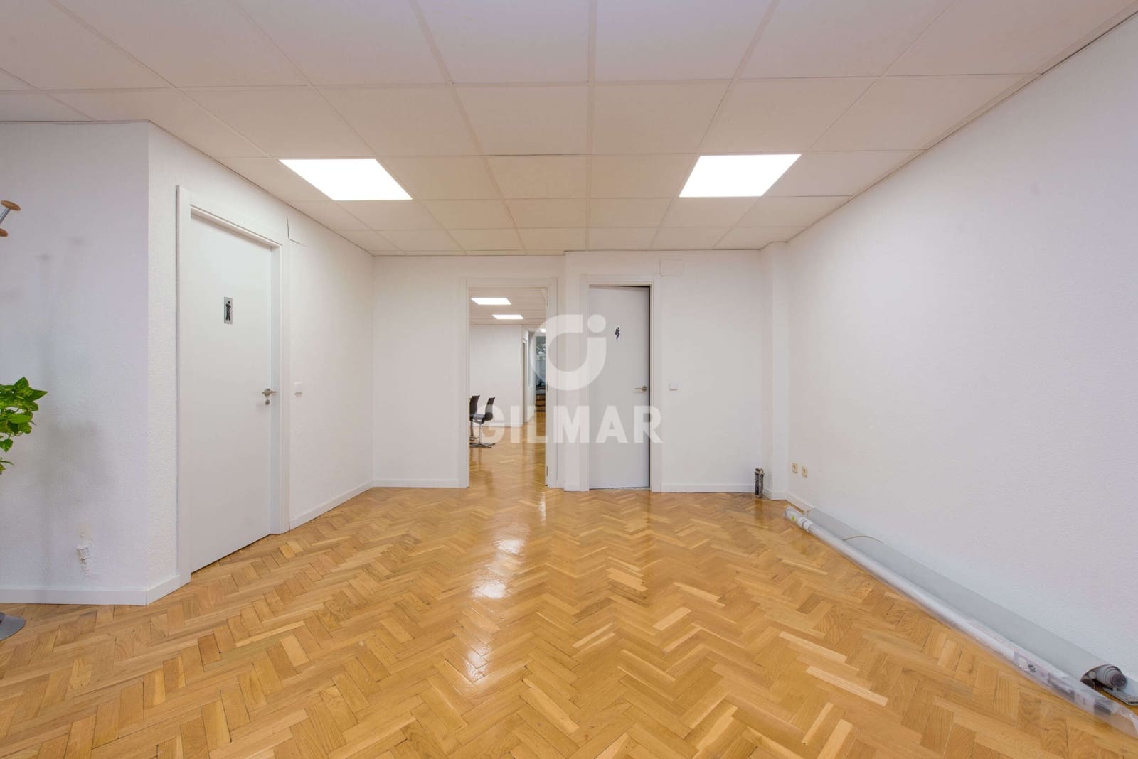 Kontor till salu i Madrid stad - 900 000 € (Ref: 9272913)