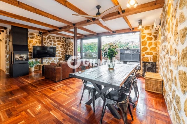 3 soverom Penthouse til salgs i Prosperidad, Madrid by med svømmebasseng - € 1 339 000 (Ref: 9272915)