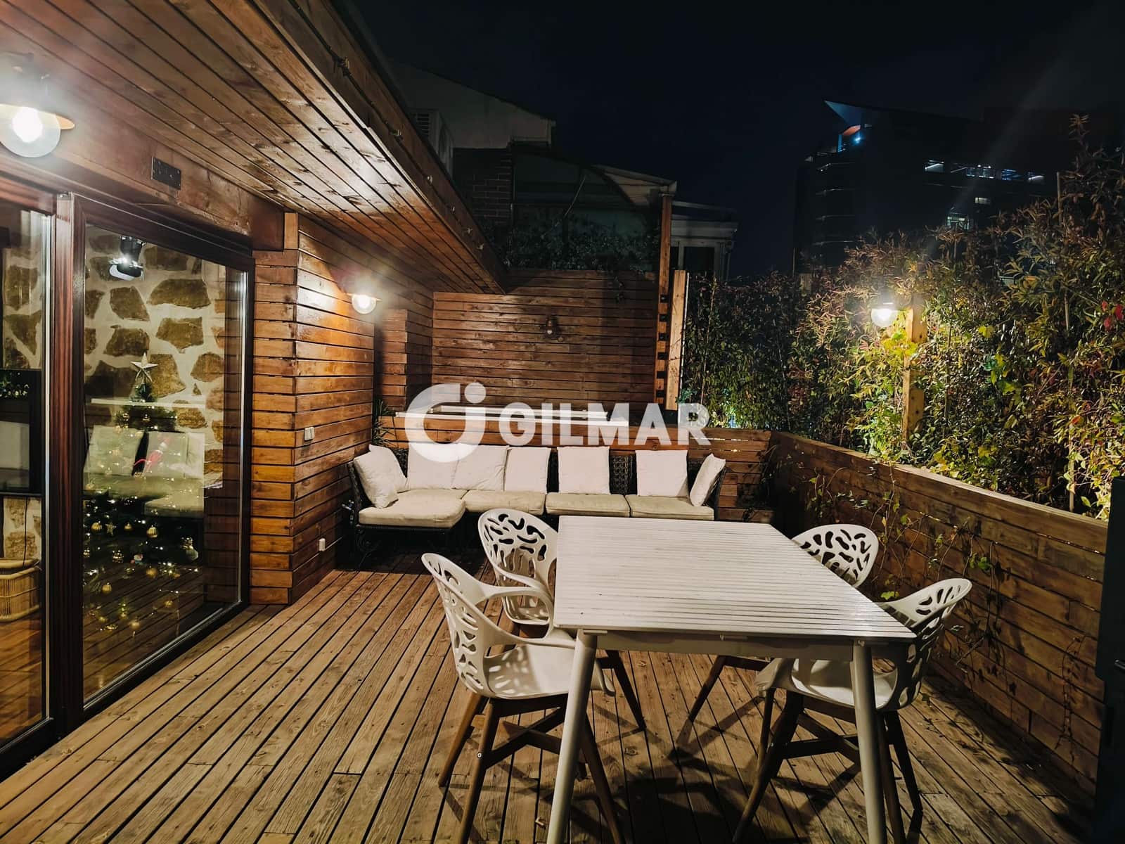 3 Zimmer Penthouse zu verkaufen in Madrid Stadt mit Pool - 1.339.000 € (Ref: 9272915)