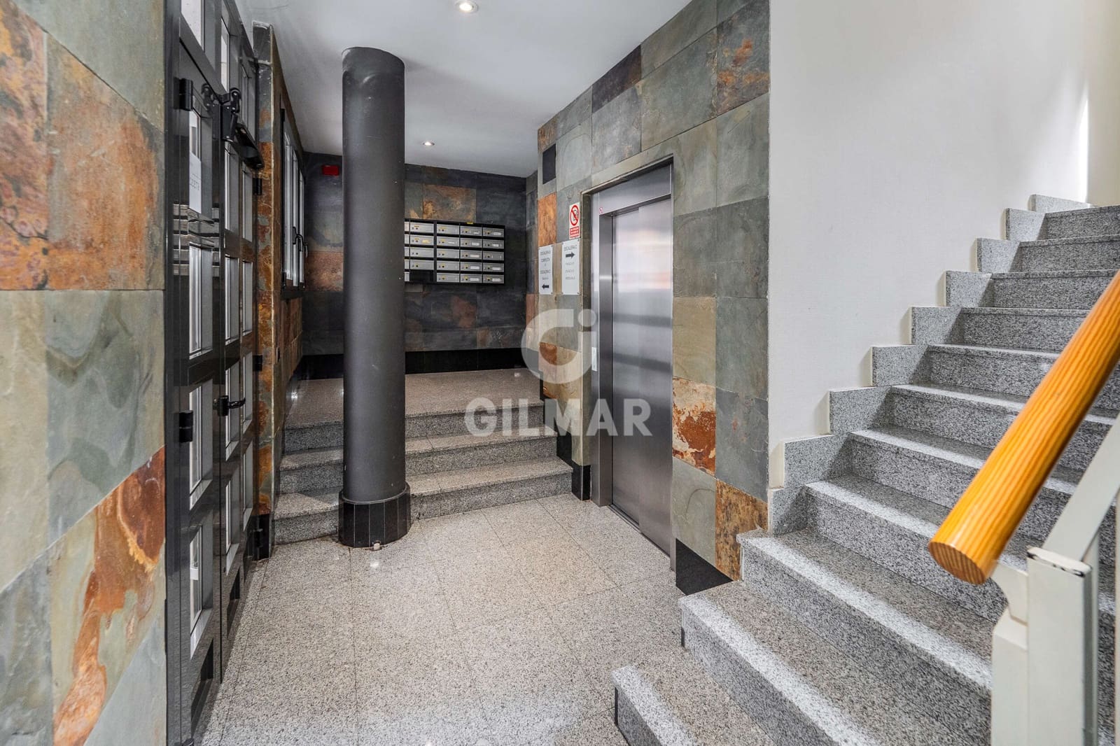 2 soveværelse Lejlighed til salg i Madrid by med garage - € 795.000 (Ref: 9272916)