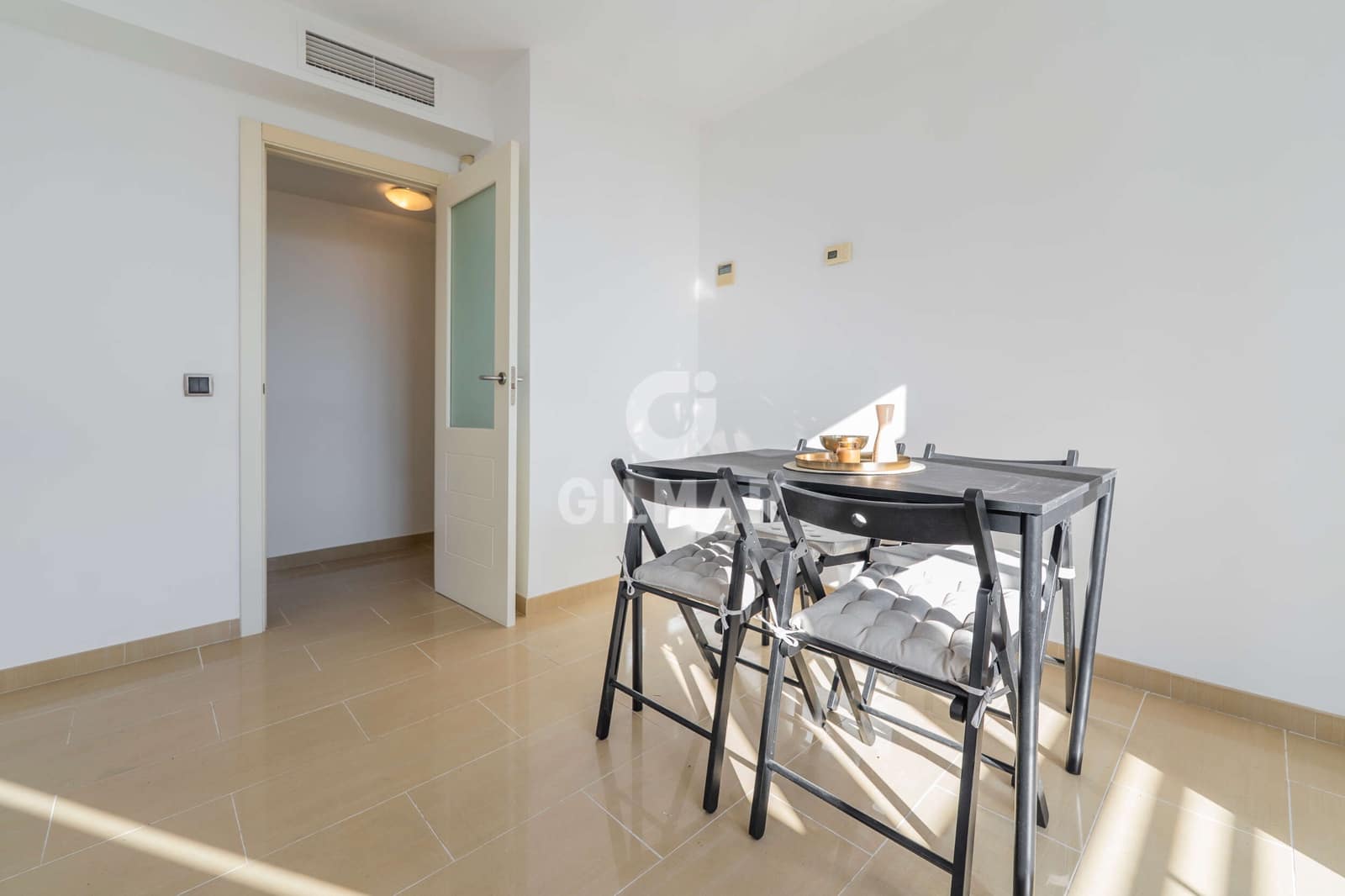 2 soveværelse Lejlighed til salg i Madrid by med garage - € 795.000 (Ref: 9272916)