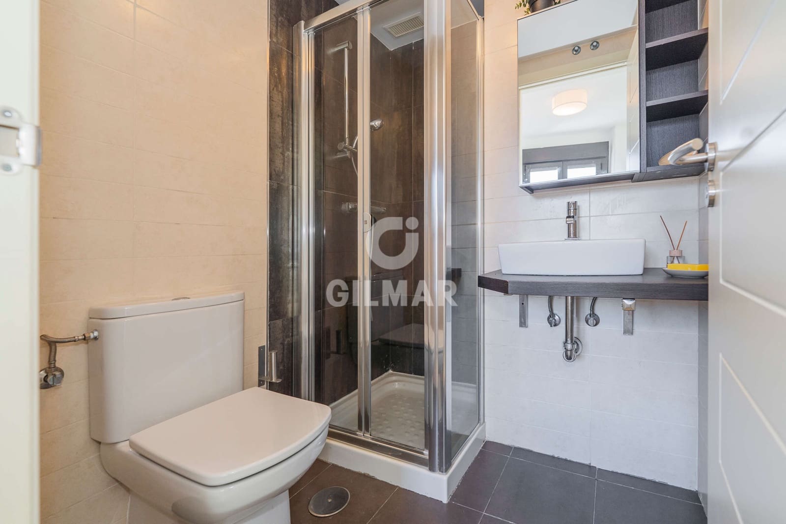 2 soveværelse Lejlighed til salg i Madrid by med garage - € 795.000 (Ref: 9272916)