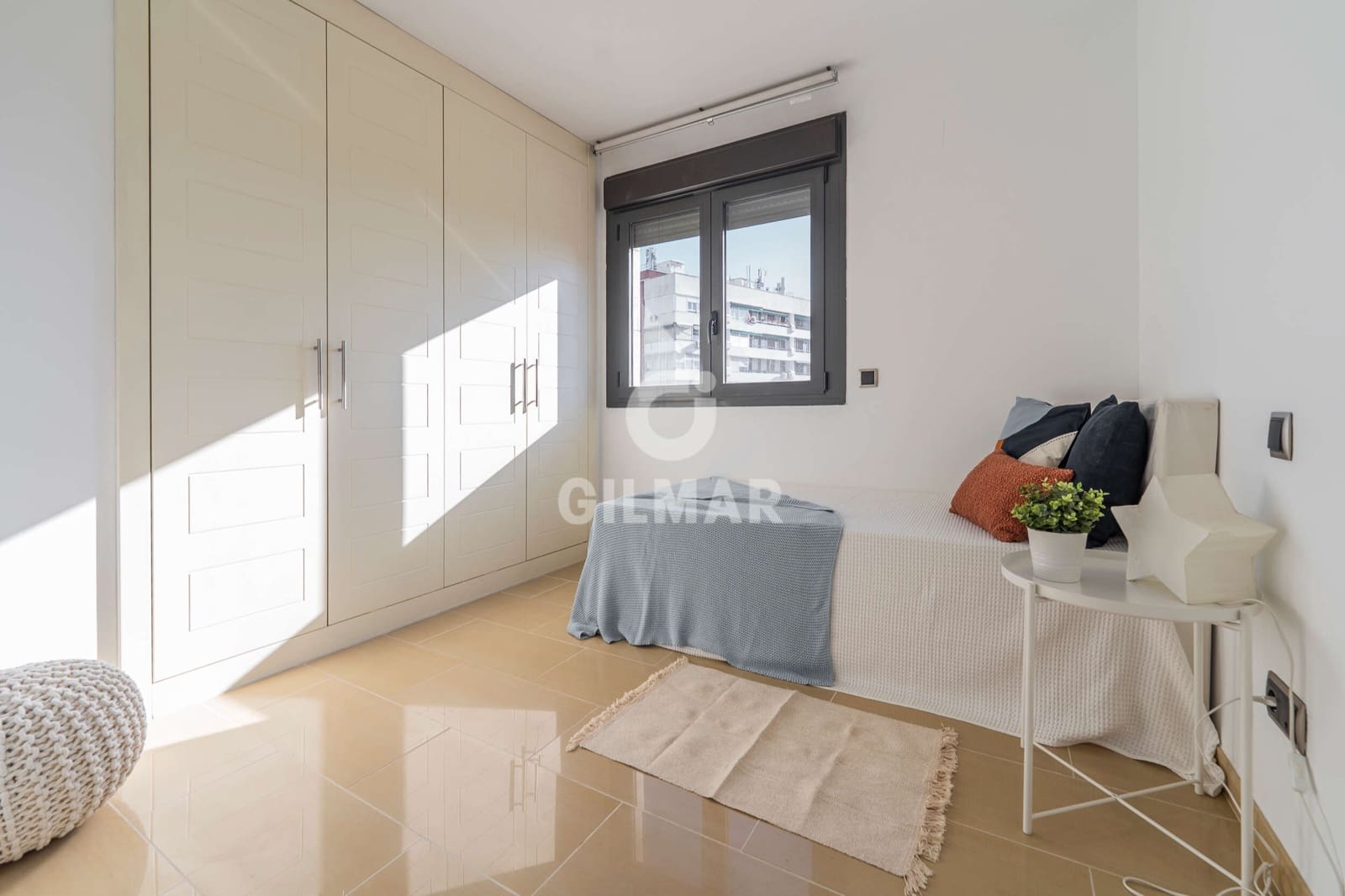 2 soveværelse Lejlighed til salg i Madrid by med garage - € 795.000 (Ref: 9272916)