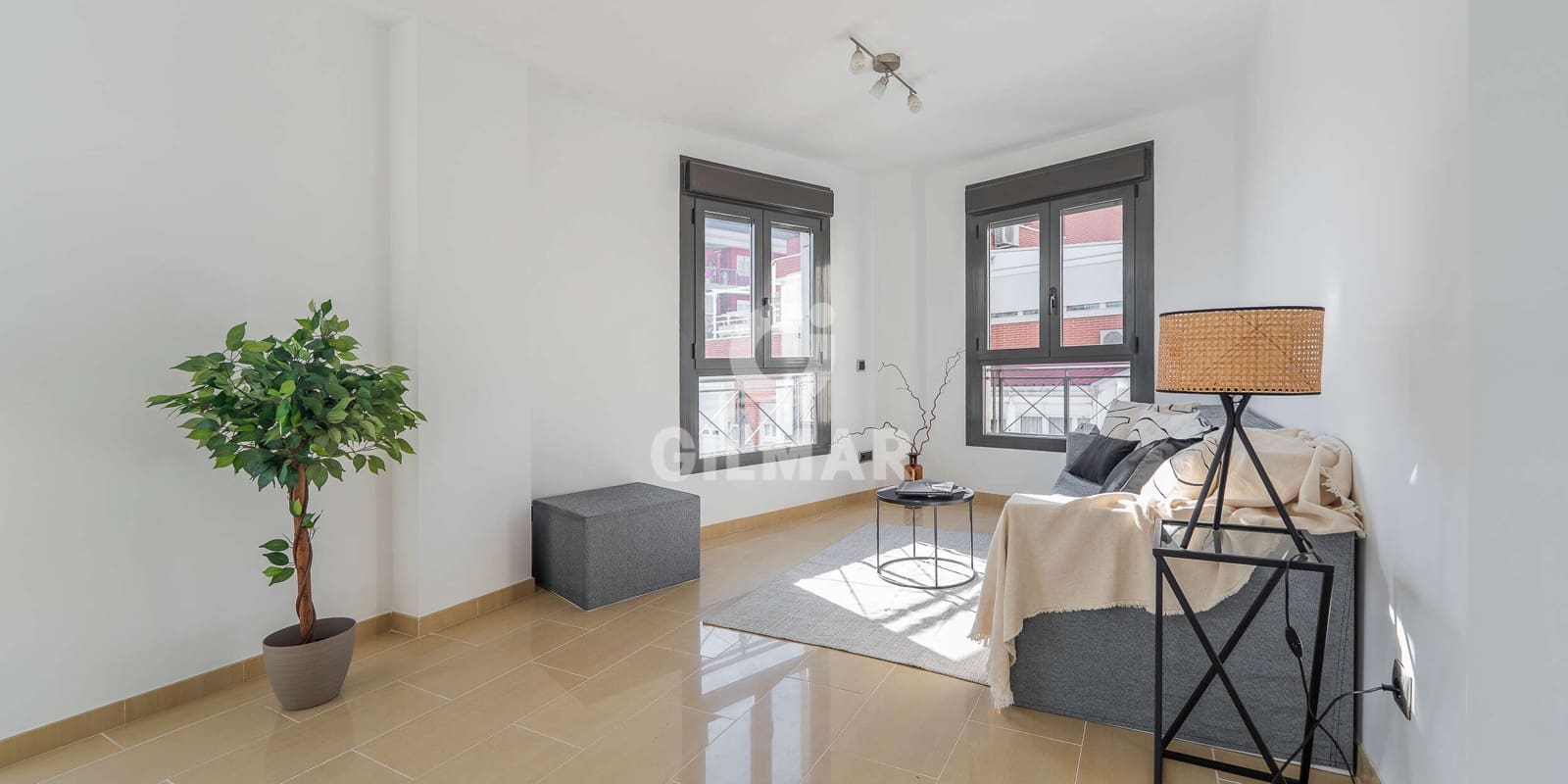 2 soveværelse Lejlighed til salg i Madrid by med garage - € 795.000 (Ref: 9272916)