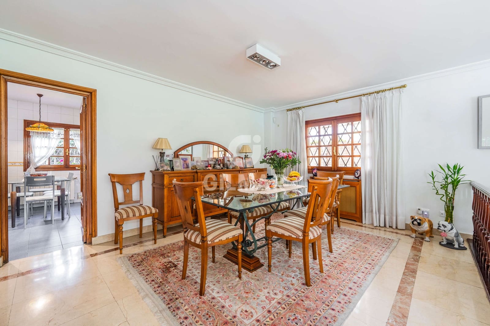 4 soveværelse Villa til salg i Madrid by med swimmingpool garage - € 1.950.000 (Ref: 9273189)