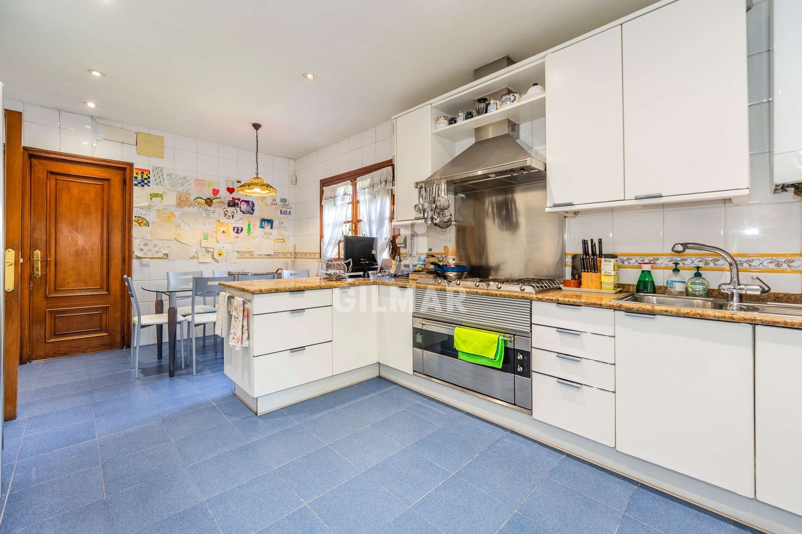 4 soveværelse Villa til salg i Madrid by med swimmingpool garage - € 1.950.000 (Ref: 9273189)